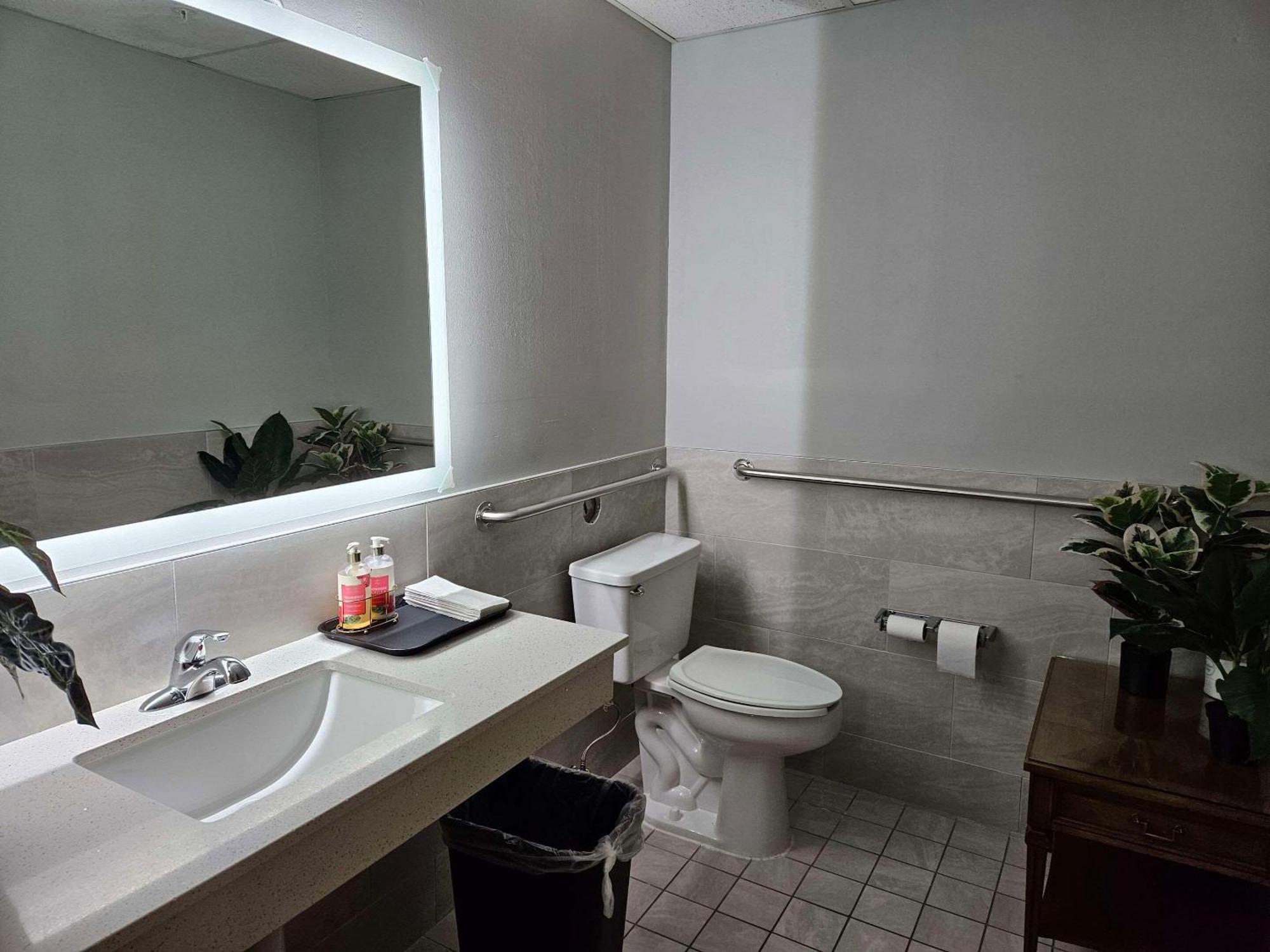 Quality Inn Tulalip - Marysville Dış mekan fotoğraf